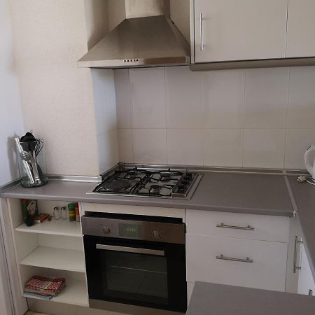 Acogedor Apartamento Frente Al Mar Con Piscina Алтеа Екстериор снимка