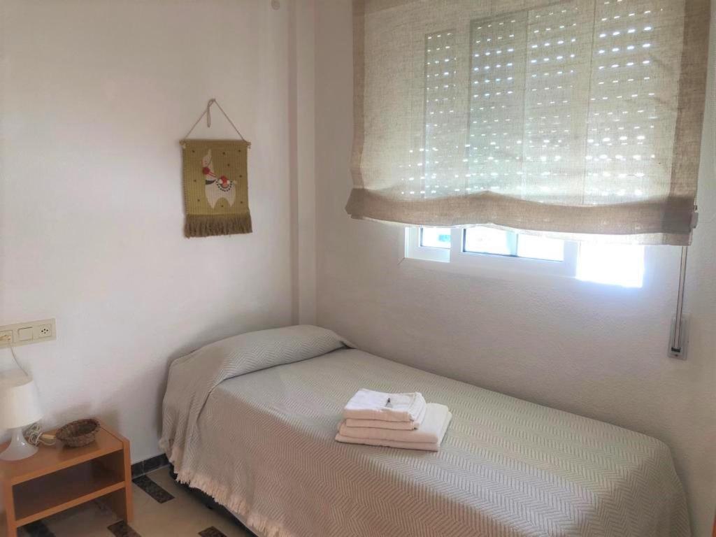 Acogedor Apartamento Frente Al Mar Con Piscina Алтеа Екстериор снимка