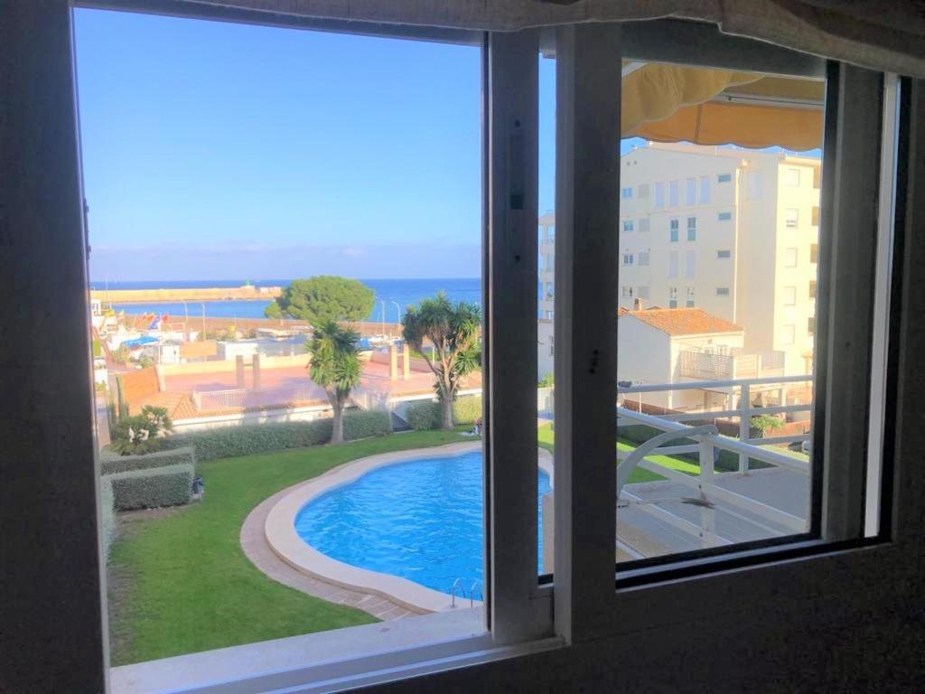 Acogedor Apartamento Frente Al Mar Con Piscina Алтеа Екстериор снимка