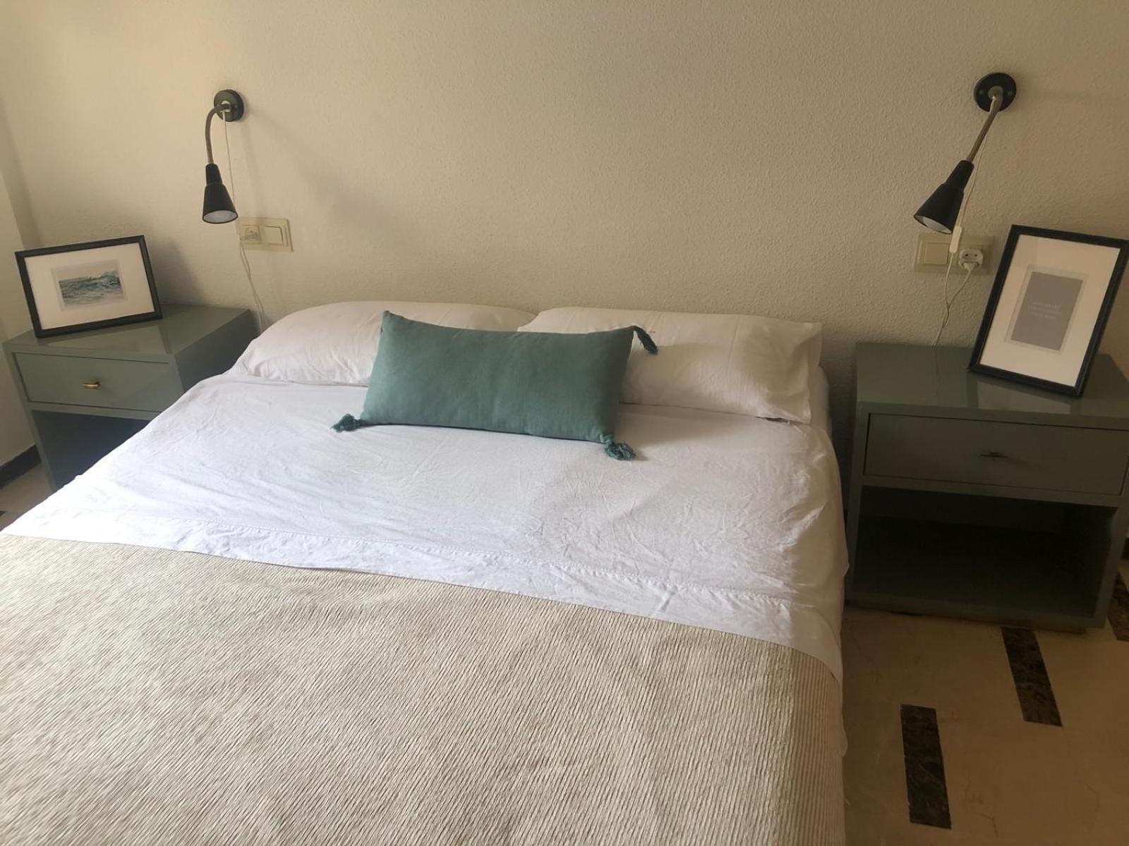 Acogedor Apartamento Frente Al Mar Con Piscina Алтеа Екстериор снимка